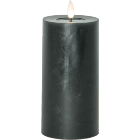 LED Bloklys Flamme Flow Grøn Fra Star Trading - Den har en timerfunktion og når kontakten er tændt; timertilstanden tænder lyset i 6 timer, 18 timer slukket, gentagne gange med en smuk realistisk flamme i varmt hvidt lys.