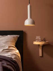 Bainbridge Ø15 Beige vindueslampe Fra PR Home - Loft/vindueslampe Bainbridge er en stilfuld pendel i støbt metal.