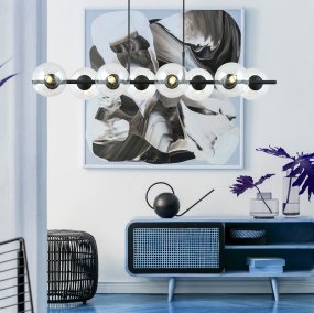 Rory 115cm Gennemsigtig loftslampe Fra Emibig Lighting - Det bliver et klart blikfang og giver rummet en unik karakter.