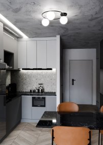 Sopra Ø47 Hvid plafond Fra Emibig Lighting - De opalglassk&aelig;rme tilf&oslash;jer lethed og spreder lyset j&aelig;vnt, hvilket bidrager til behagelig og effektiv rumbelysning.