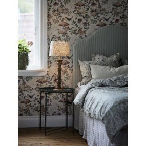 Lodge 60cm Lysegrøn bordlampe Fra PR Home - Lodge bordlampe har en klassisk stil med storslåede former.