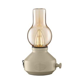 Glimt 20cm Beige Fra PR Home - Popul&aelig;r genopladelig bordlampe i en ny version til udend&oslash;rs brug, trinl&oslash;st d&aelig;mpbar og designet i en klassisk stil med inspiration fra gamle olielamper i en moderne stil.