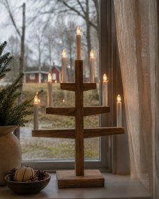 Trapp Brun Fra Star Trading - Stil lysestagen fx i vinduet for at skabe en hyggelig adventsstemning i hjemmet.