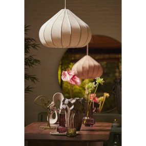 Zubeda Ø60 Brun loftslampe Fra Light & Living - Zubeda er en stilfuld pendellampe med en naturlig brun hørskærm.