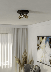 Consuma 3 Bronze spotlight Fra Eglo - De tre bev&aelig;gelige spotlights g&oslash;r det nemt at rette lyset derhen, hvor du har brug for det, hvilket giver b&aring;de funktion og fleksibilitet.