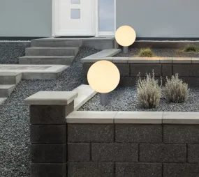 Ossy 38cm Antracit Fra Globo Lighting - Ossy er en stilfuld portlampe med IP44, en moderne tilføjelse til din have eller terrasse.