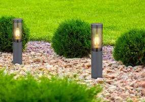 Boston 45cm Antracit pullerter Fra Globo Lighting - Tillverkad i rostfritt st&aring;l med en r&ouml;kf&auml;rgad plastsk&auml;rm ger den ett mjukt och behagligt ljus.