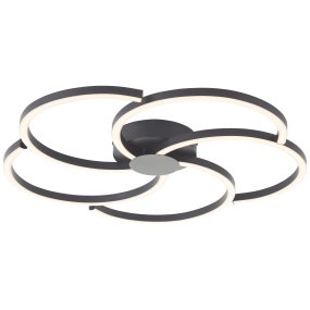 Fico Ø52 Sort plafond Fra Brilliant - Den har en diameter på 52 cm og en lysstyrke på 3300 lumen, hvilket giver en lys og indbydende atmosfære i ethvert rum.