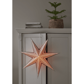 Stripe Ø60 RØD Fra Star Trading - Pynt op til advent, og den vil give en dejlig julestemning.