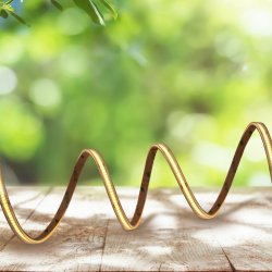 Strip (5m) Hvid Fra Lightson - Bemærk at hvis du skærer i Strip og skal placere den udendørs så&aring; du skal fylde den medfølgende lukning med silikoneklæber (medfølger ikke) for at gøre den tæt.