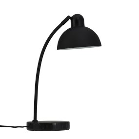Eric 48cm Sort skrivebordslampe Fra Dyberg Larsen - Opdag den elegante Eric bordlampe med sin unikke marmorfod og buede detaljer, der giver et sofistikeret udtryk.
