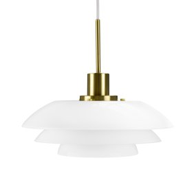DL31 Ø31 Messing loftslampe Fra Dyberg Larsen - Vedhænget kommer med en 3m hvid tekstilsnor og har et klassisk og moderne design med mundblæst glas.