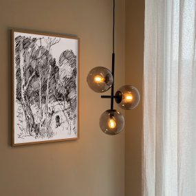 Como Ø30 Sort Fra Dyberg Larsen - Como loftspendel er en imponerende lampe, der skiller sig ud i alle interiører med sit stærke, moderne formsprog.