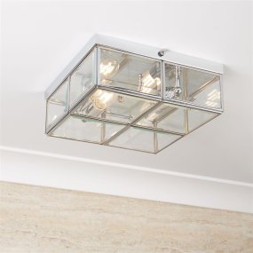 Pisa 25cm Krom plafond Fra Searchlight - De firkantede paneler i poleret krom og klart glas skaber et sp&aelig;ndende lysspil og et interessant design, der tiltr&aelig;kker opm&aelig;rksomhed uden at overtage rummet.