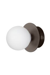 Art Deco Ø16 Bronze/hvid badeværelseslampe Fra Globen Lighting - Lampen er lavet af metal og har en hvid glasskærm, der skaber en flot lysspredning i rummet.