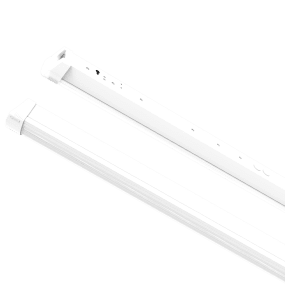 Liny Basic 4000K 160cm Hvid Fra Designlight - Liny Basic er en robust og energieffektiv industriarmatur med LED-teknologi, designet til generel belysning i industrielle og forretningsm&aelig;ssige milj&oslash;er, hvor hvidt lys &oslash;nskes.