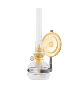 Lindholmen Gennemsigtig Fra Karlskrona lampfabrik - Lindholmen er en af Karlskrona Lampfabriks rigtige klassikere, som allerede kom i deres f&oslash;rste katalog i 1884.