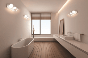 LED spot 35cm Hvid badeværelseslampe Fra Ledvance - De tre vinkelbara sk&auml;rmarna med diffusor ger ett starkt men bl&auml;ndfritt ljus som du kan rikta efter &ouml;nskem&aring;l.