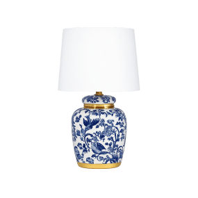 Blomsterlilla 30cm Blå bordlampe Fra Lampan - Smuk bordlampe med dekorativt bl&aring;t og hvidt m&oslash;nster p&aring; porcel&aelig;nsfod med messingdetaljer.