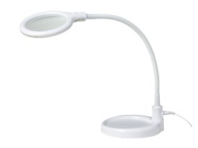 Moholm 40cm Hvid skrivebordslampe Fra Armaturhantverk - Denne lampe har både en fodplade og en klemme.