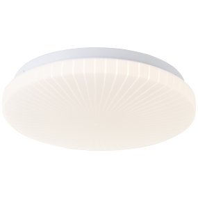 Fenja Ø26 Hvid plafond Fra Brilliant - Den integrerede LED-lyskilde giver et varmt hvidt lys på 3000K og har en lysstyrke på 1400 lumen - perfekt til at skabe et behageligt og godt oplyst miljø i for eksempel en entré eller et køkken.