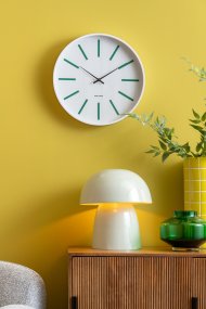 Masivo Seta 34cm Grøn bordlampe Fra Leitmotiv - Lampens afrundede former skaber en harmonisk følelse og gør den til en tydelig detalje i indretningen.