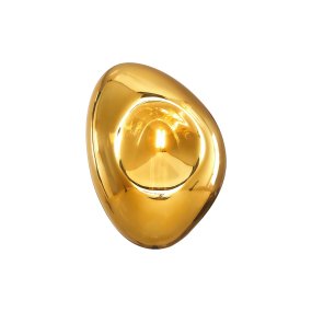 Mabell 28cm Guld væglampe Fra Maytoni - Denne lampe skaber et varmt og indbydende lyspunkt, og ved at placere flere i en gruppe på væggen, kan du skabe et stilrent kunstværk, der kombinerer funktion og æstetik.