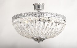 Classic Ø45 Chrom krystal Fra Norrsken Design - Oplev fortidens elegance med denne eksklusive loftslampe i krom, prydet med håndskåret klasse 1 K9 krystal.