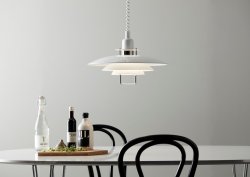 Primus II Ø43 Hvid/krom loftslampe Fra Belid - Designet går tilbage til midten af 80'erne, men gennem tiden og de forskellige trends, der er gået, har farverne varieret.