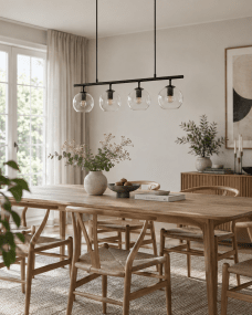 Globi 4 78cm Sort/gennemsigtig loftslampe Fra Nordic Lighting - Globi bliver et dekorativt blikfang, der passer lige godt i moderne hjem som i mere klassiske milj&oslash;er.