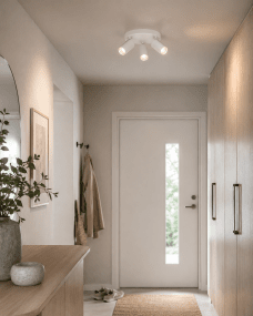 Crux 3 Hvid spotlight Fra Nordic Lighting - Crux er en stilfuld spotlight med et tidl&oslash;st design i hvidmetal.