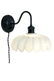 Sofia 32cm Sort væglampe Fra Aneta Lighting - Sofia væglampen i romantisk vintagestil er en flot indretningsdetalje, der fungerer lige godt i klassiske, landlige og moderne hjem.