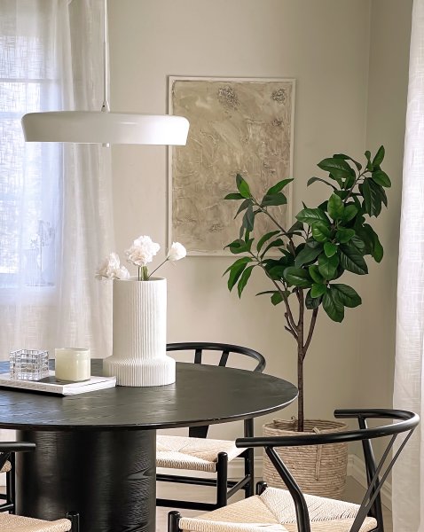 ETA Ø45 Hvid loftslampe Fra Aneta Lighting - Eta loftslampe i hvidlakeret metal.