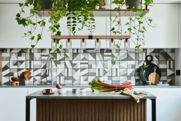 Hadera 140cm Natur loftslampe Fra Globo Lighting - Lampan kombinerar funktionalitet med estetik och passar perfekt &ouml;ver matbordet eller i vardagsrummet.