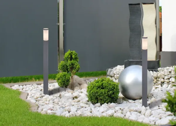 Boston 110cm Antracit pullerter Fra Globo Lighting - Tillverkad i rostfritt st&aring;l med en opalvit plastsk&auml;rm ger den ett mjukt och behagligt ljus.