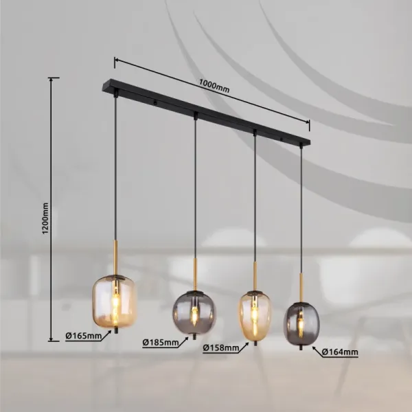 Blacky 110cm Rav loftslampe Fra Globo Lighting - De fyra r&ouml;k- och amberf&auml;rgade glasgloberna i olika former h&auml;nger fr&aring;n en svart, rektangul&auml;r takplatta och kan justeras upp till 120 cm fr&aring;n taket.