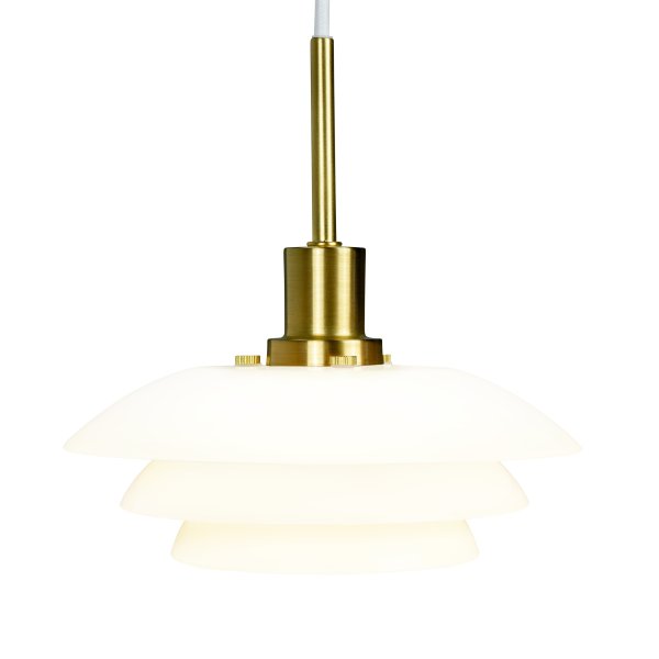DL20 Ø20 Messing loftslampe Fra Dyberg Larsen - Vedhænget kommer med en 3m hvid tekstilsnor og har et klassisk og moderne design med mundblæst glas.