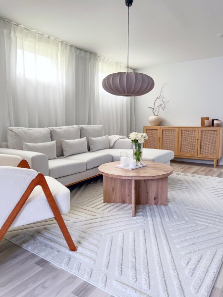 Mamsell Ø55 Grå loftslampe Fra Aneta Lighting - Mamsell loftlampe er beklædt med fint plisseret strækstof, der giver et behageligt, let dæmpet lys.