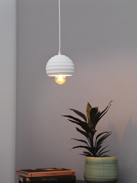 Zoom billede af Plaster Cup Ø16 Hvid loftslampe Fra Osram - Plaster Cube er et minimalistisk vedh&aelig;ng med design af h&oslash;j kvalitet.