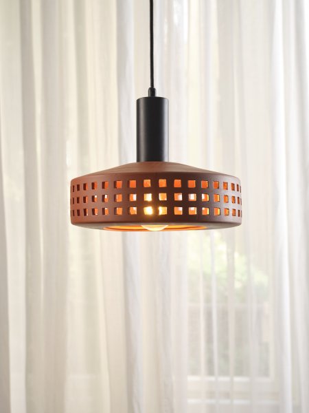 Clay Windows Ø26 Brun loftslampe Fra Ledvance - Clay Windows har en rustik design med sin sk&auml;rm gjord av lera i en r&ouml;dbrun f&auml;rg.