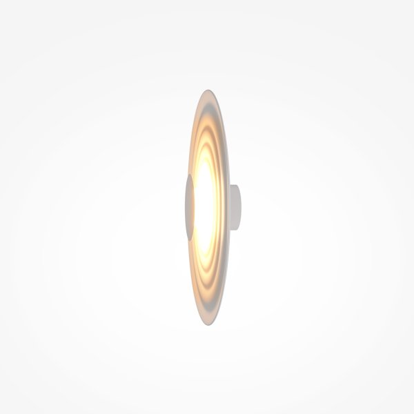 Nami Ø40 Hvid væglampe Fra Maytoni - Den er lavet af metal med en elegant hvid finish og skaber et stilfuldt pr&aelig;g, der passer lige s&aring; godt i entreen som i stuen eller k&oslash;kkenet.