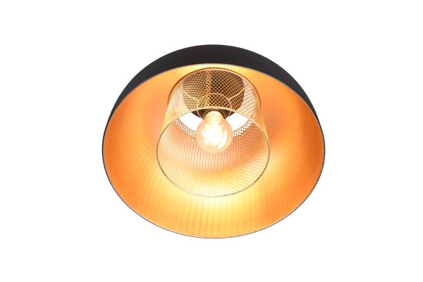 Punch Ø35 Sort plafond Fra Trio Lighting - Lampens elegante form og farvekombination af mat sort og guld tilføjer et r&aring; og stilfuld industriel følelse, der løfter indretningen i dine egne fire vægge.