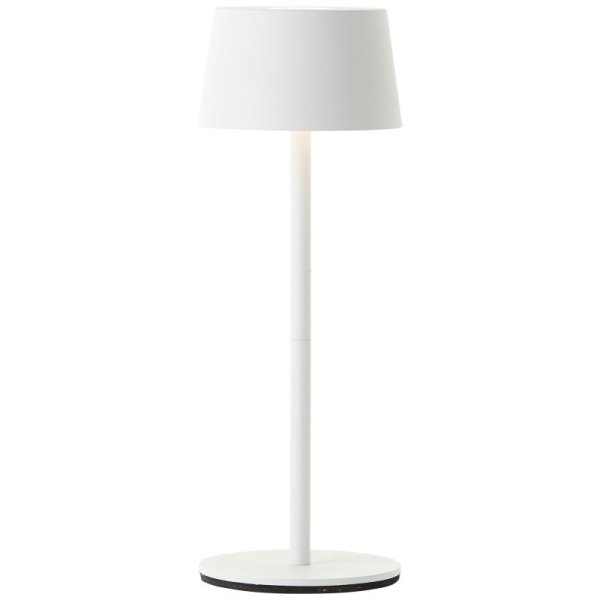 Jona 25cm Hvid bærbar Fra Brilliant - Jona er en lille b&aelig;rbar bordlampe lavet af hvidmetal.