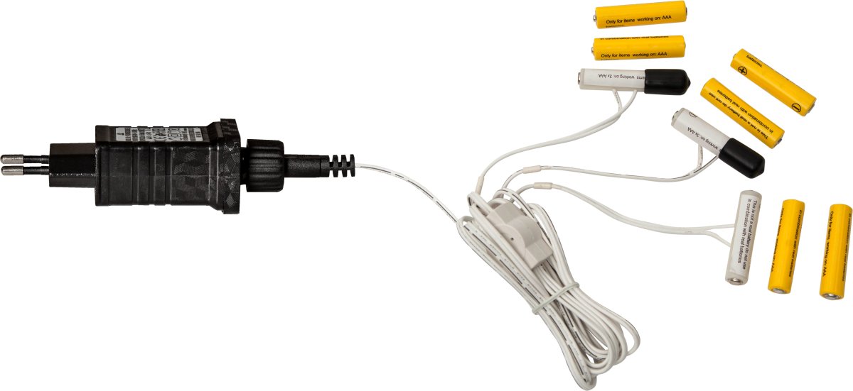 Batterieliminator 3 x AAA Hvid Fra Star Trading - Batteri-eliminator til 3xAAA-batterier med 3 udgange.