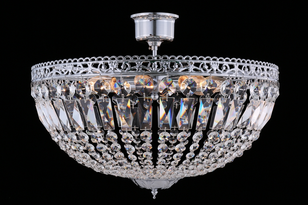 Classic Ø55 Chrom krystal Fra Norrsken Design - Opgrader dit hjem med denne eksklusive krystallysekrone, der kombinerer fortidens elegance med moderne luksus.