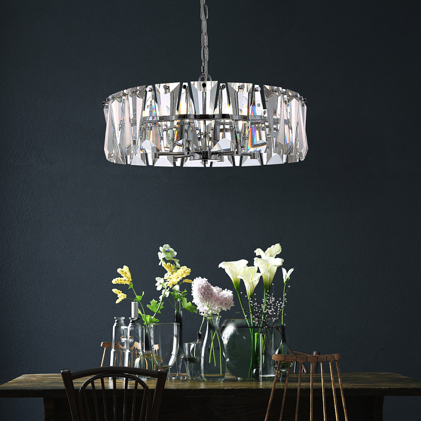 Puntes Ø52 Chrom krystal Fra Maytoni - Puntes er en elegant loftslysekrone i forkromet metal med funklende prismer, der omgiver lyskilderne og skaber et magisk lysspil, n&aring;r lampen er t&aelig;ndt.