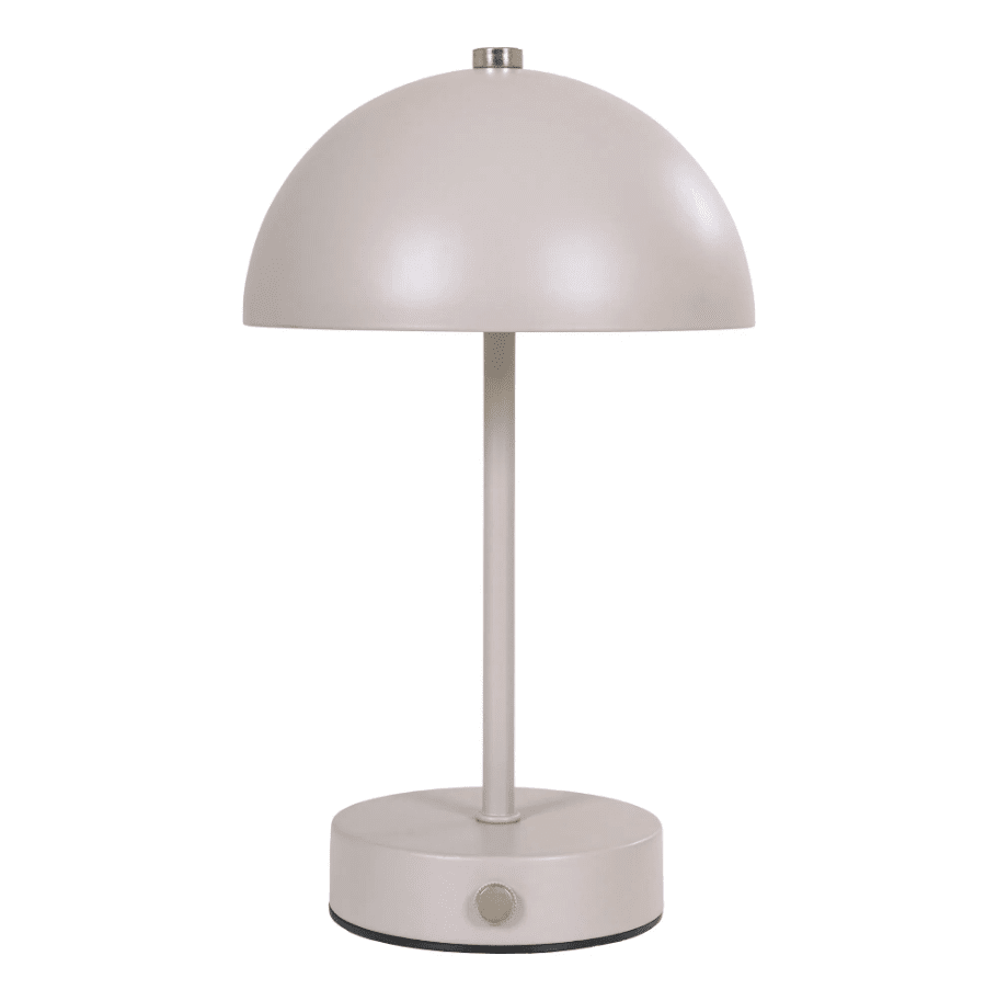 Holt LED 25cm Sand bærbar Fra House of Nordic - De klassiska formen i s&auml;ndf&auml;rgad metall med silvriga detaljer bidrar med en harmonisk atmosf&auml;r till rummet.