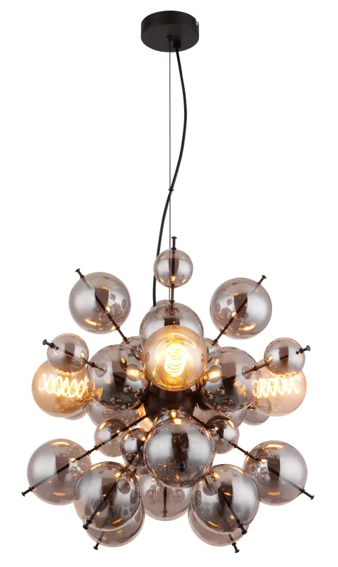 Udo Ø50 Røgfarvet loftslampe Fra Globo Lighting - Dess unika design imponerar med en rund form d&auml;r eleganta metallst&auml;nger sammanl&auml;nkas med dekorativa kulor i olika storlekar.
