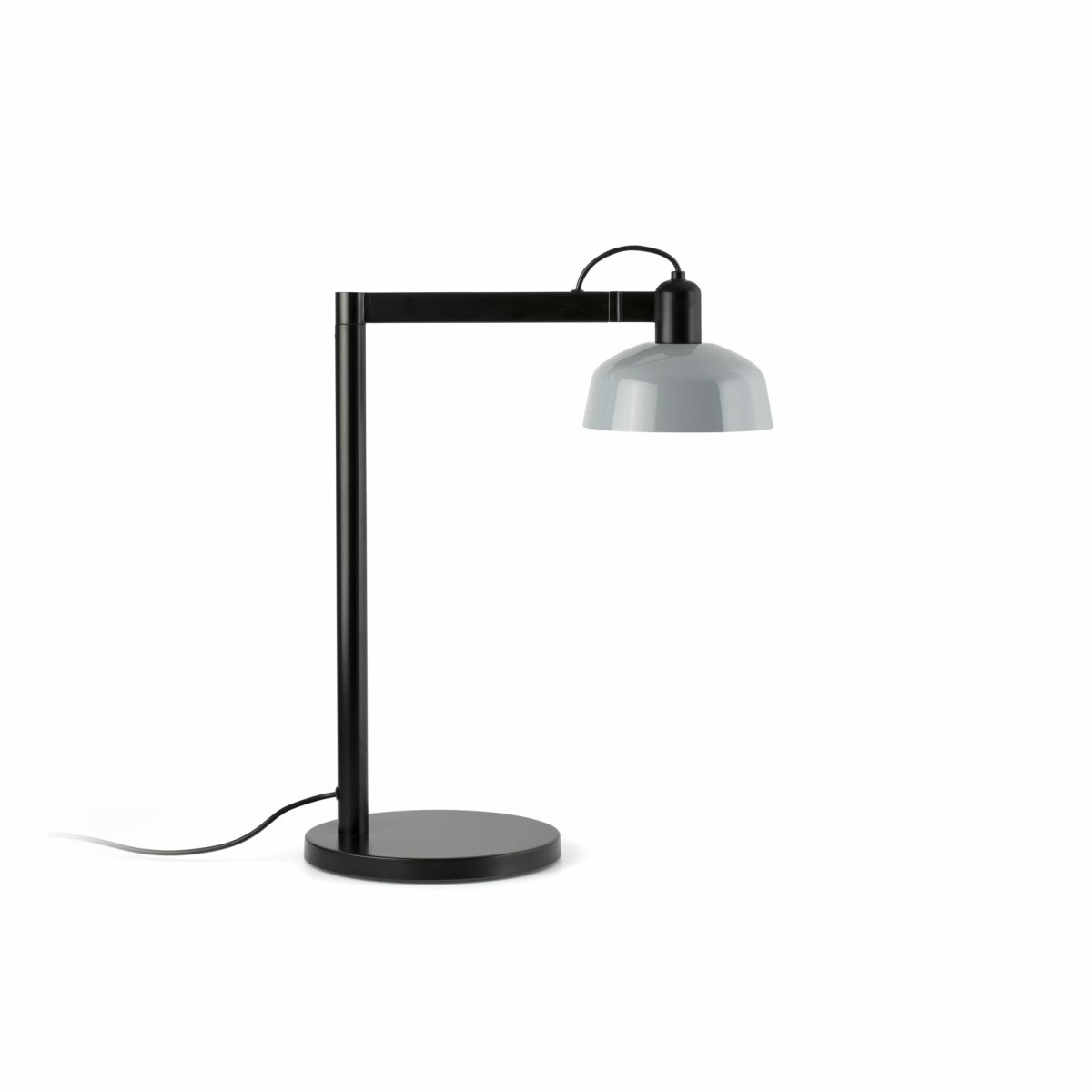 Tatawin 58cm Grålig blå skrivebordslampe Fra Faro Barcelona - Tatawin er en bordlampe med en sort struktur og en gr&aring; metalsk&aelig;rm, der giver et rettet, fokuseret lys.