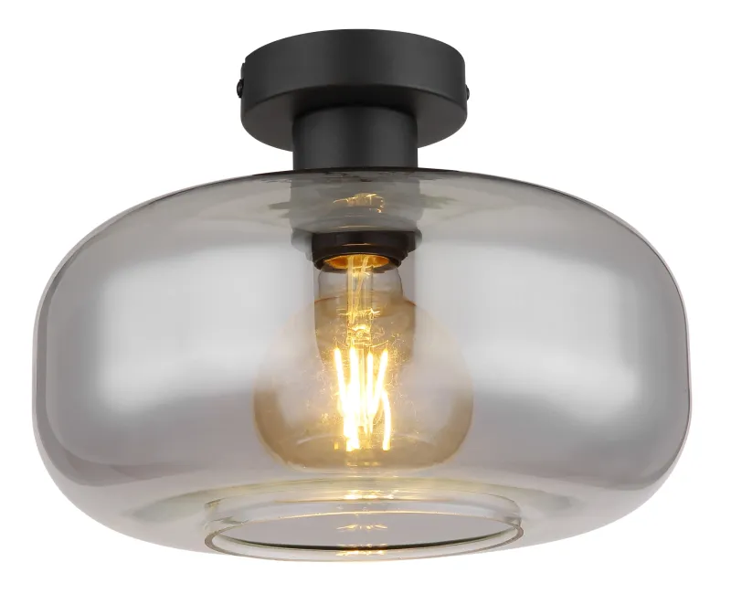 Giuseppe Ø28 Røgfarvet plafond Fra Globo Lighting - Lampan &auml;r tillverkad av mattsvart metall och &auml;r smyckad med en vackert formad glaskupa i r&ouml;kf&auml;rgat glas.